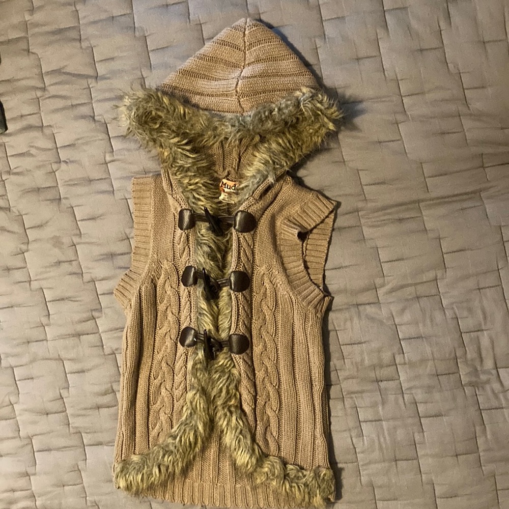 Mudd Girls Tan Hooded Sweater Vest